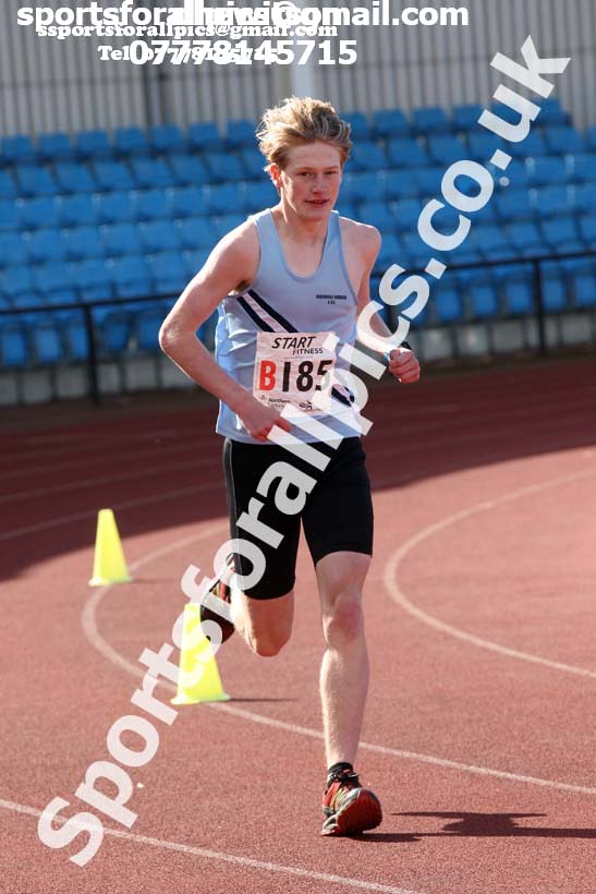 Mens under-17s  Northern 3 Stage Road Relay, SportsCity, Manchester. Photo: David T. Hewitson/Sports for All Pics
